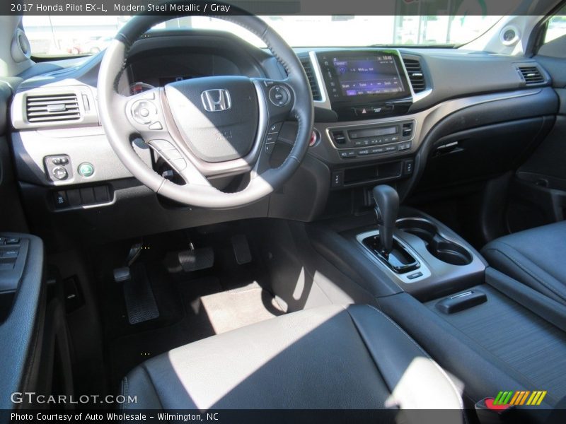 Modern Steel Metallic / Gray 2017 Honda Pilot EX-L