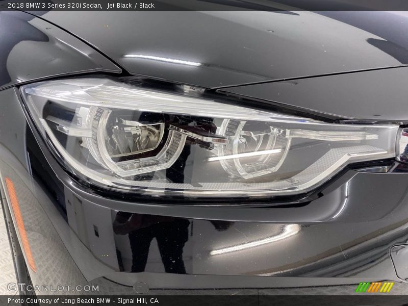 Jet Black / Black 2018 BMW 3 Series 320i Sedan