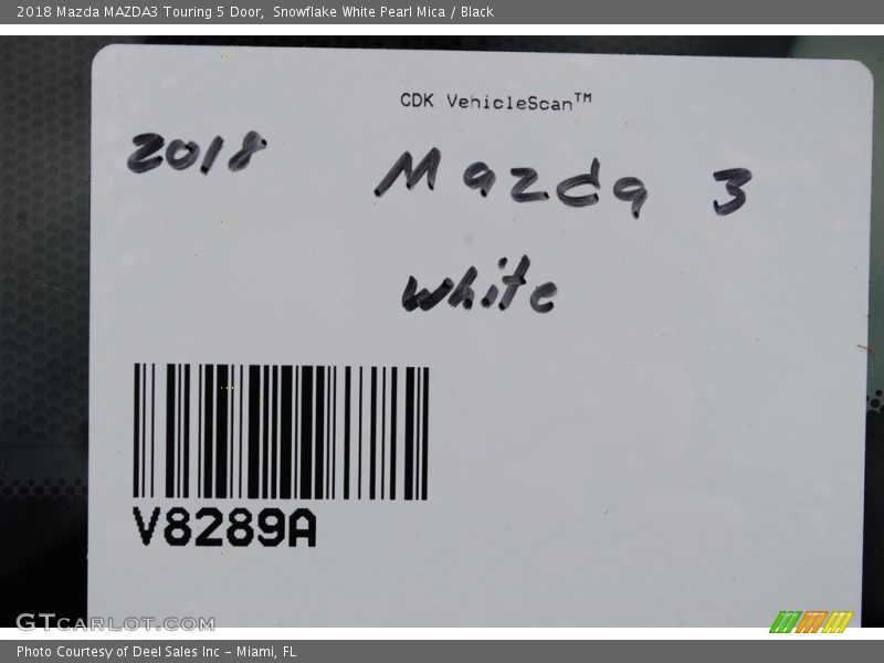 Snowflake White Pearl Mica / Black 2018 Mazda MAZDA3 Touring 5 Door