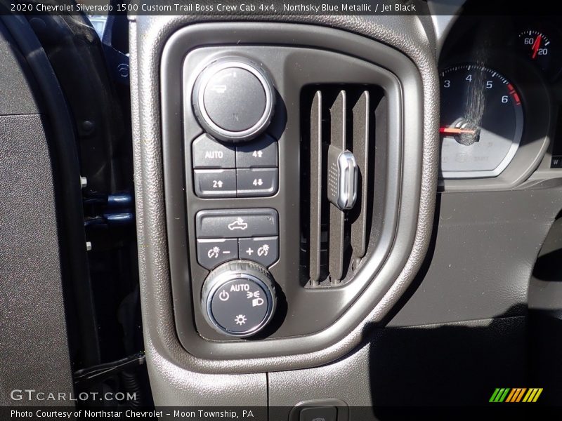 Northsky Blue Metallic / Jet Black 2020 Chevrolet Silverado 1500 Custom Trail Boss Crew Cab 4x4