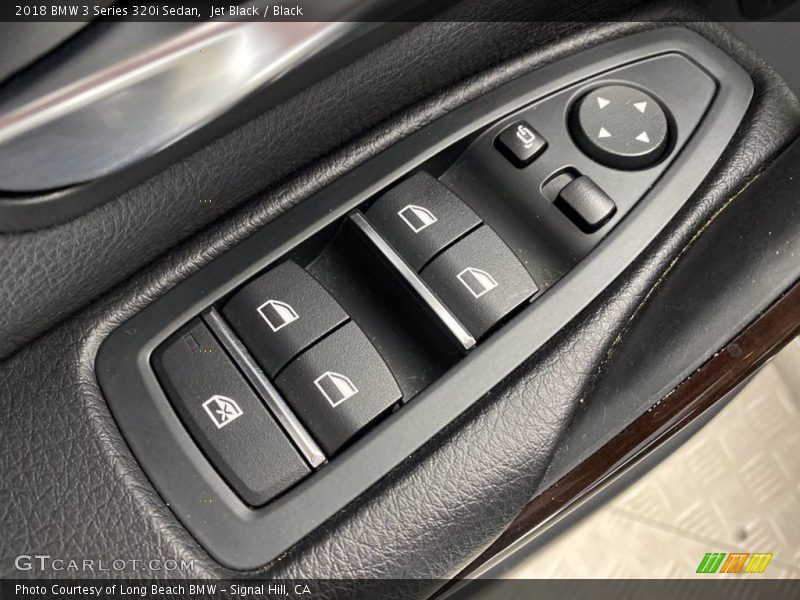 Jet Black / Black 2018 BMW 3 Series 320i Sedan