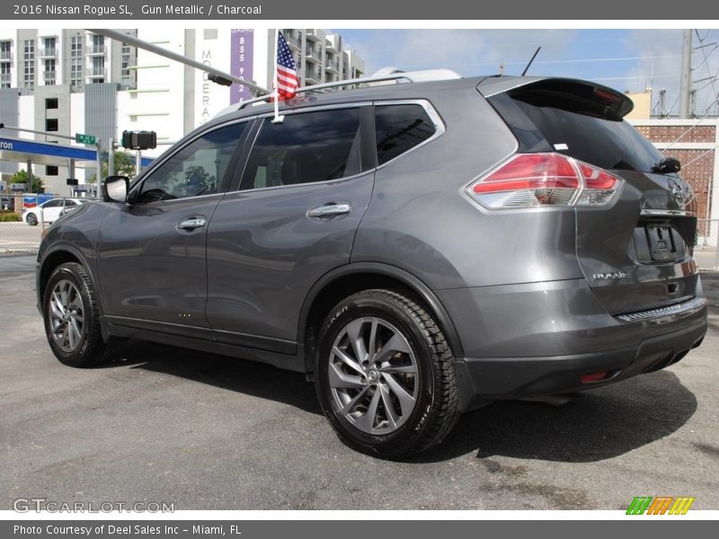 Gun Metallic / Charcoal 2016 Nissan Rogue SL