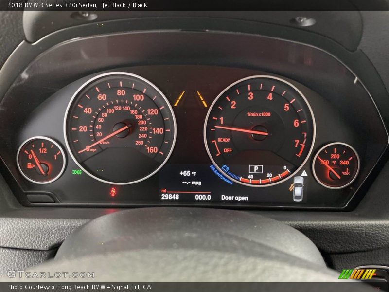 Jet Black / Black 2018 BMW 3 Series 320i Sedan