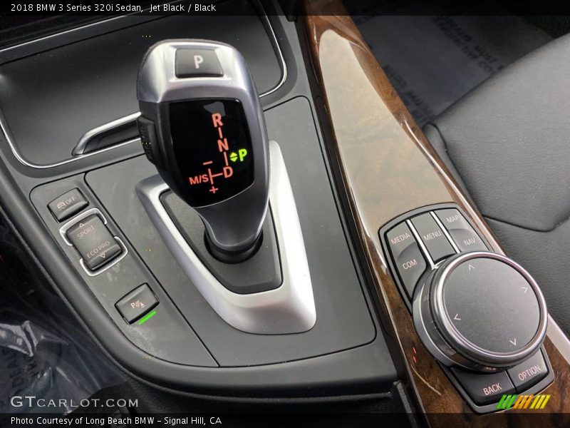 Jet Black / Black 2018 BMW 3 Series 320i Sedan