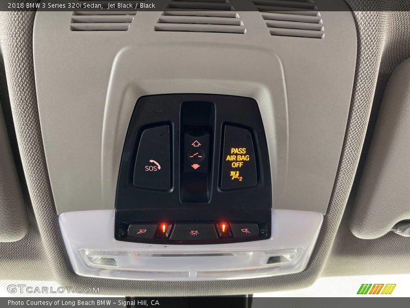 Jet Black / Black 2018 BMW 3 Series 320i Sedan