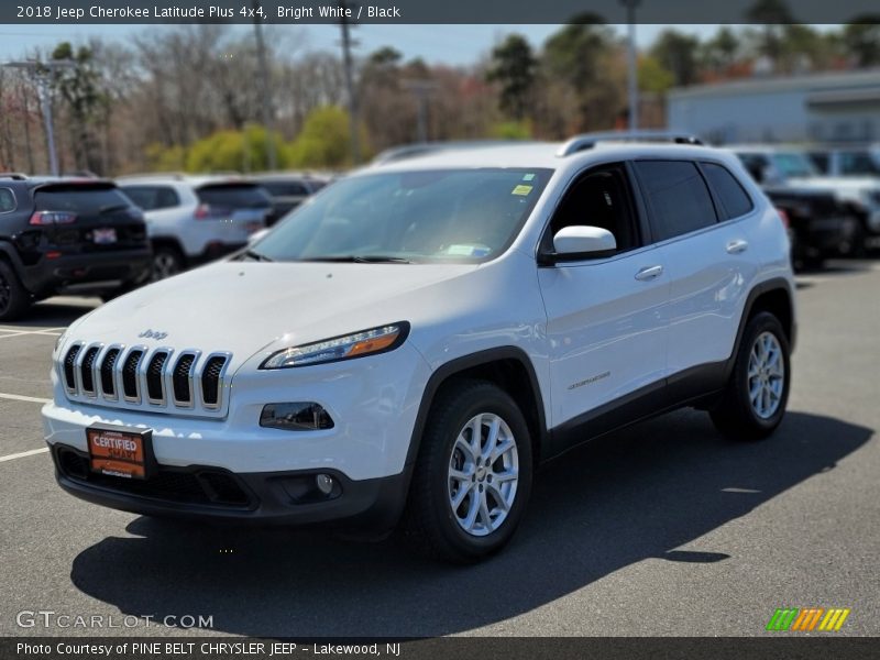Bright White / Black 2018 Jeep Cherokee Latitude Plus 4x4