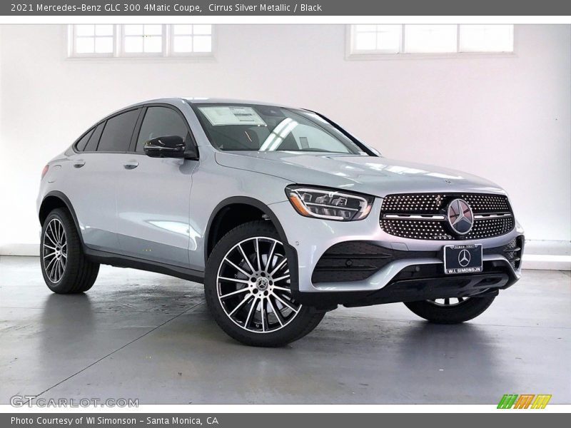 Front 3/4 View of 2021 GLC 300 4Matic Coupe