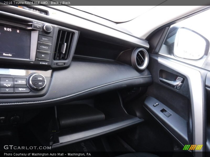 Black / Black 2018 Toyota RAV4 XLE AWD