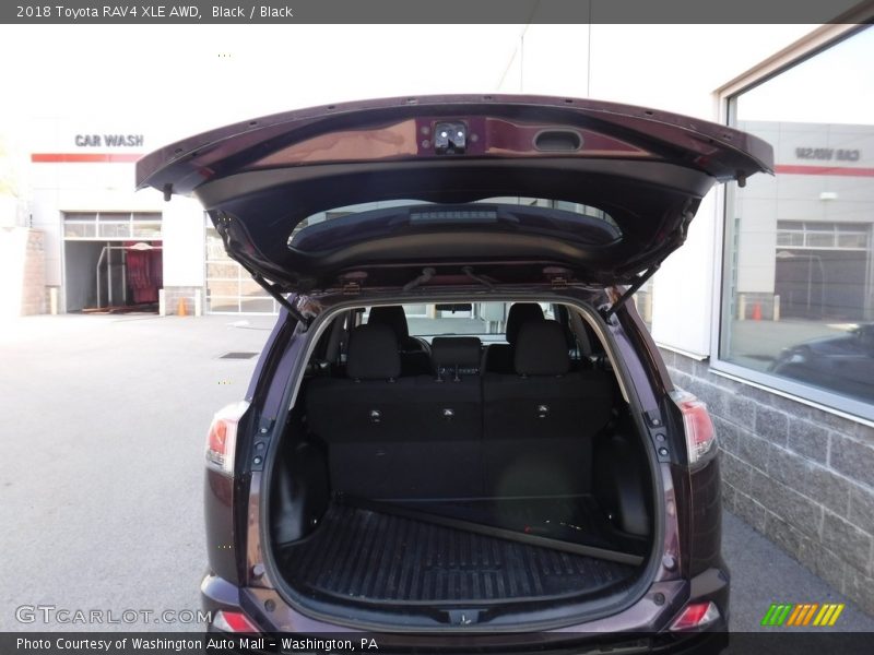 Black / Black 2018 Toyota RAV4 XLE AWD