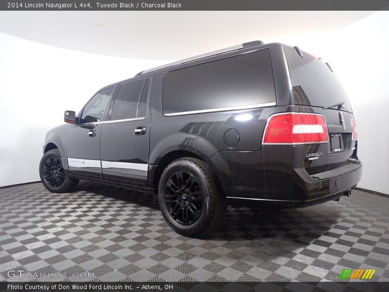 Tuxedo Black / Charcoal Black 2014 Lincoln Navigator L 4x4