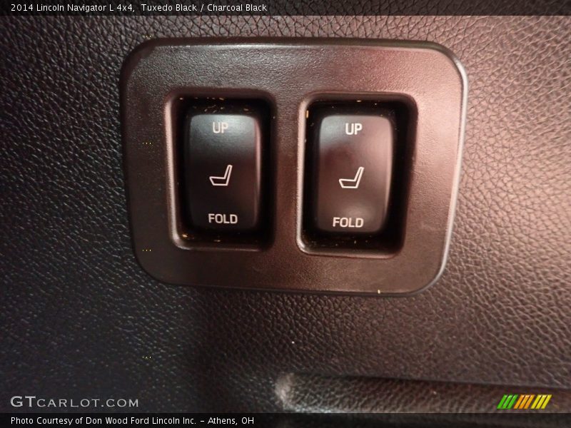 Tuxedo Black / Charcoal Black 2014 Lincoln Navigator L 4x4