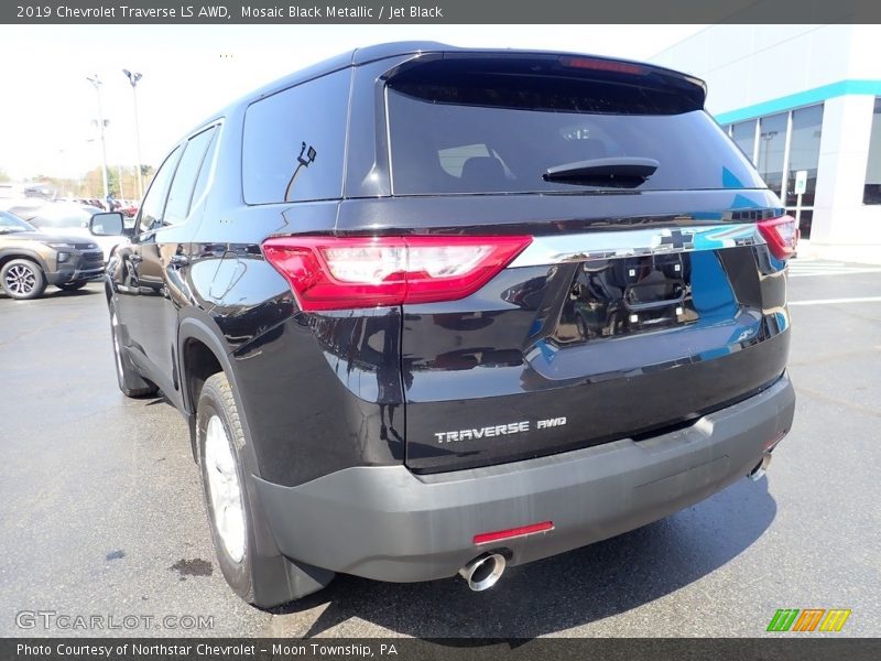 Mosaic Black Metallic / Jet Black 2019 Chevrolet Traverse LS AWD
