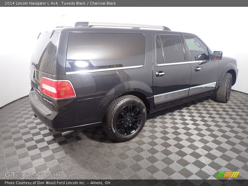 Tuxedo Black / Charcoal Black 2014 Lincoln Navigator L 4x4