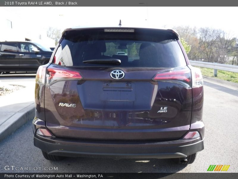 Black / Black 2018 Toyota RAV4 LE AWD
