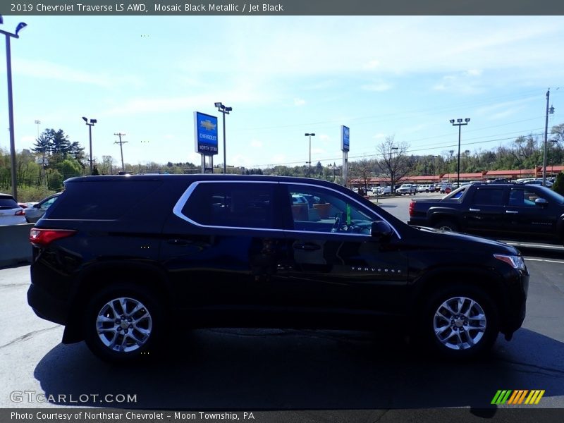 Mosaic Black Metallic / Jet Black 2019 Chevrolet Traverse LS AWD