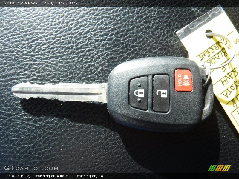 Black / Black 2018 Toyota RAV4 LE AWD