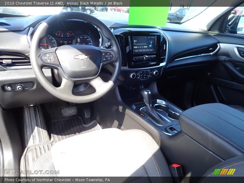 Mosaic Black Metallic / Jet Black 2019 Chevrolet Traverse LS AWD