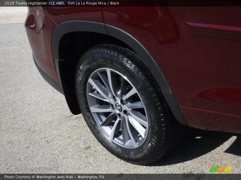 Ooh La La Rouge Mica / Black 2018 Toyota Highlander XLE AWD