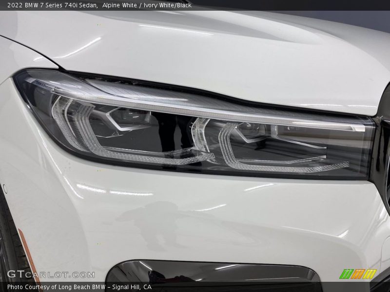 Alpine White / Ivory White/Black 2022 BMW 7 Series 740i Sedan