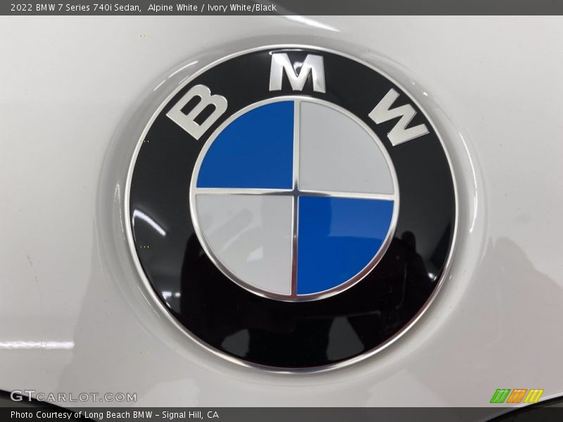  2022 7 Series 740i Sedan Logo