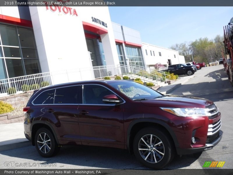 Ooh La La Rouge Mica / Black 2018 Toyota Highlander XLE AWD