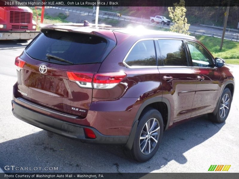 Ooh La La Rouge Mica / Black 2018 Toyota Highlander XLE AWD
