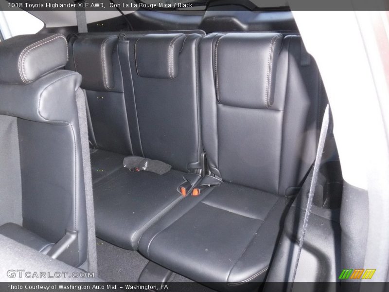 Ooh La La Rouge Mica / Black 2018 Toyota Highlander XLE AWD