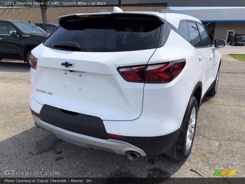 Summit White / Jet Black 2021 Chevrolet Blazer LT AWD