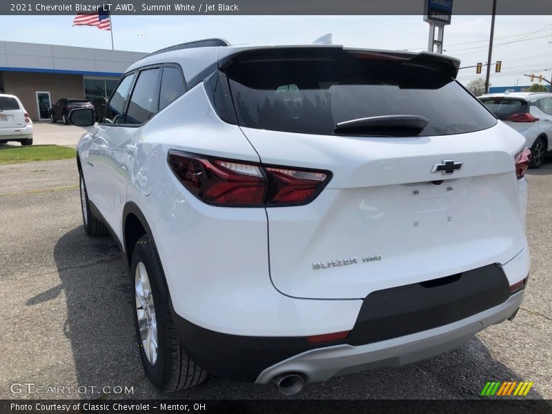Summit White / Jet Black 2021 Chevrolet Blazer LT AWD