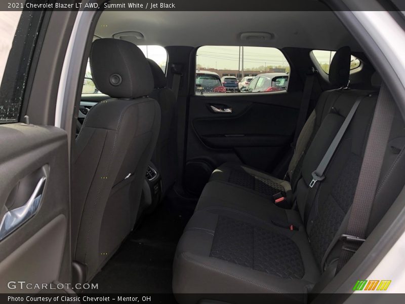Summit White / Jet Black 2021 Chevrolet Blazer LT AWD