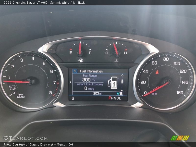 Summit White / Jet Black 2021 Chevrolet Blazer LT AWD