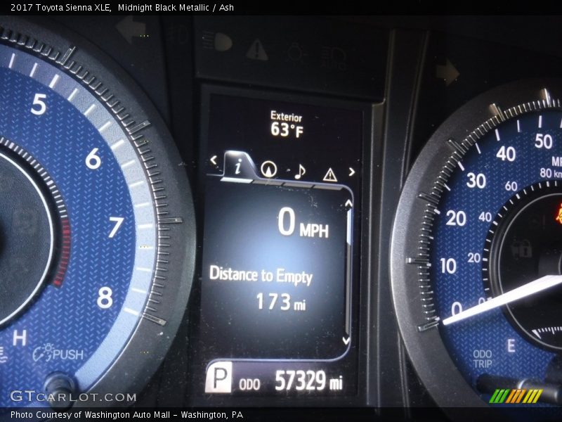 Midnight Black Metallic / Ash 2017 Toyota Sienna XLE