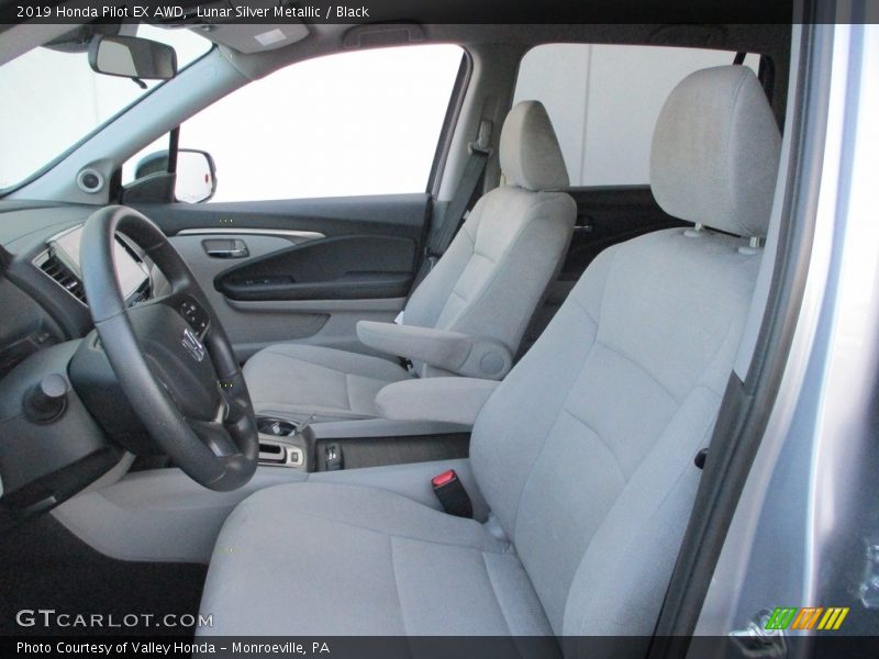 Lunar Silver Metallic / Black 2019 Honda Pilot EX AWD