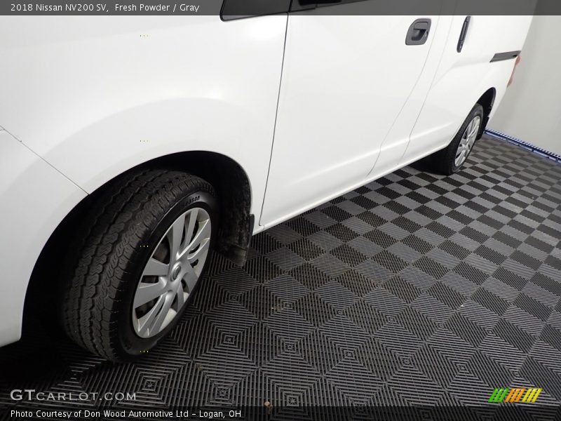 Fresh Powder / Gray 2018 Nissan NV200 SV
