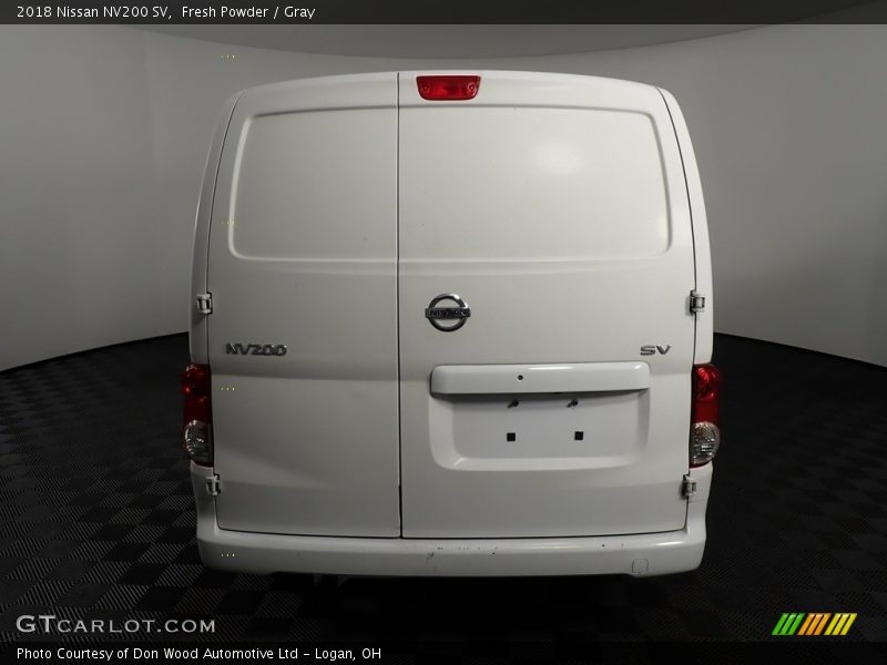 Fresh Powder / Gray 2018 Nissan NV200 SV
