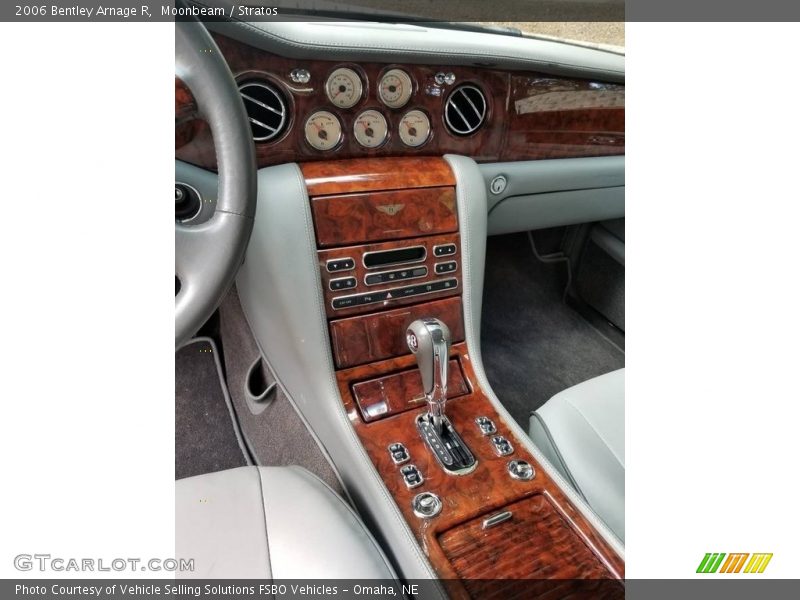 Moonbeam / Stratos 2006 Bentley Arnage R