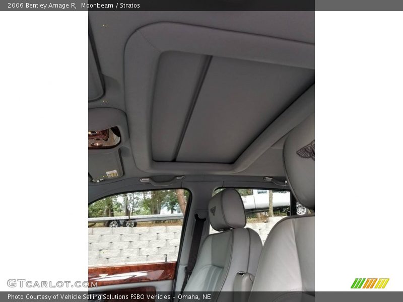 Moonbeam / Stratos 2006 Bentley Arnage R