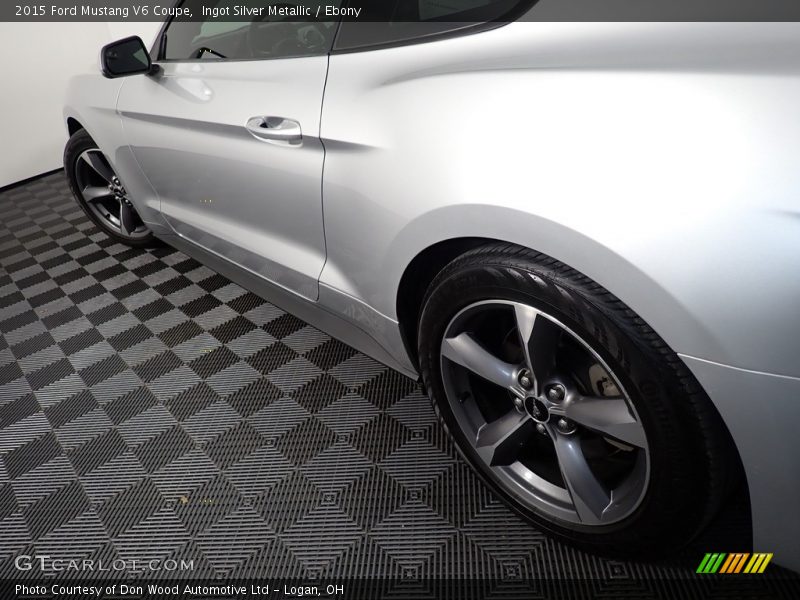 Ingot Silver Metallic / Ebony 2015 Ford Mustang V6 Coupe