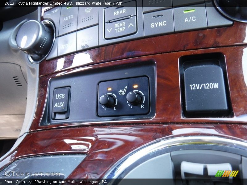 Blizzard White Pearl / Ash 2013 Toyota Highlander Limited 4WD