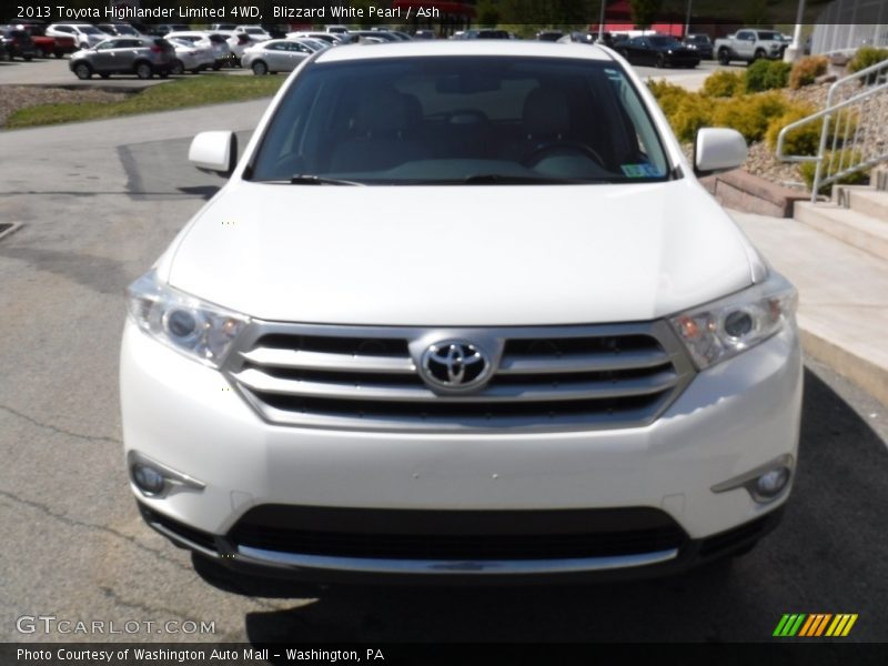 Blizzard White Pearl / Ash 2013 Toyota Highlander Limited 4WD