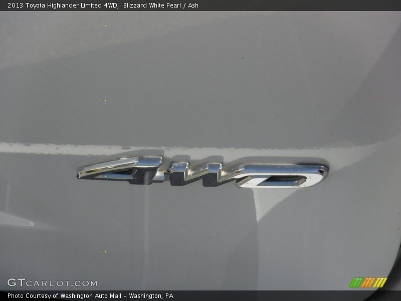 Blizzard White Pearl / Ash 2013 Toyota Highlander Limited 4WD