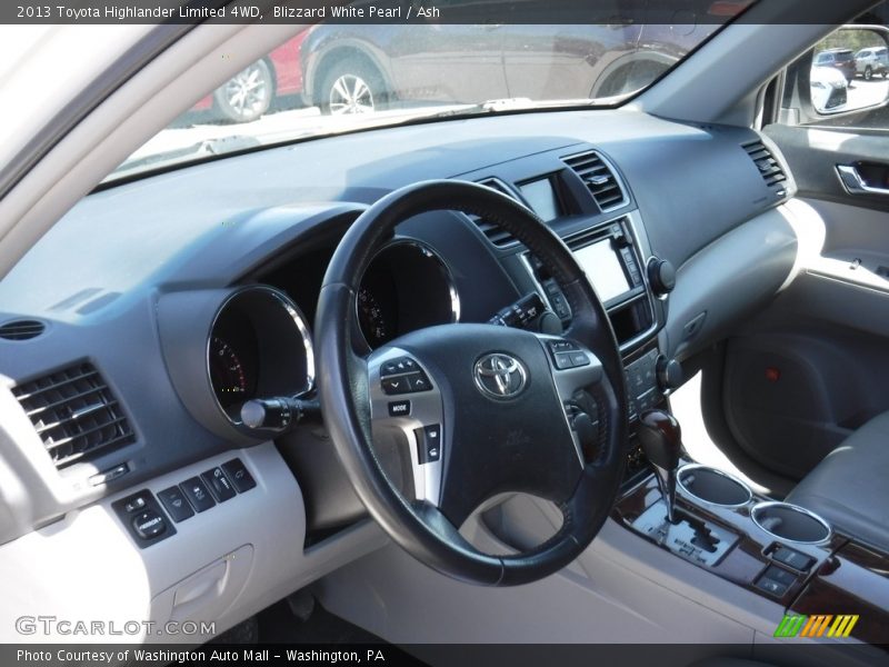 Blizzard White Pearl / Ash 2013 Toyota Highlander Limited 4WD
