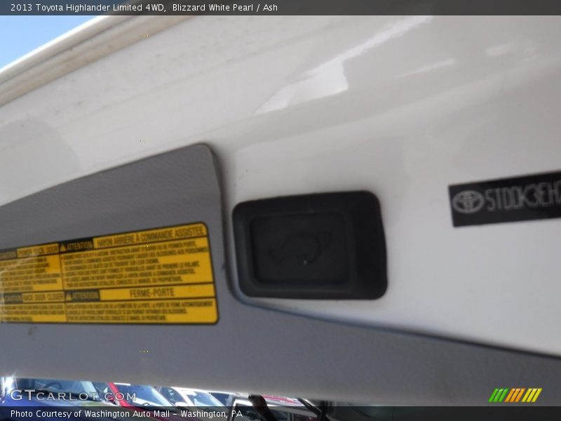 Blizzard White Pearl / Ash 2013 Toyota Highlander Limited 4WD