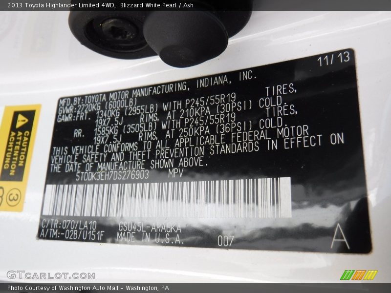 Blizzard White Pearl / Ash 2013 Toyota Highlander Limited 4WD