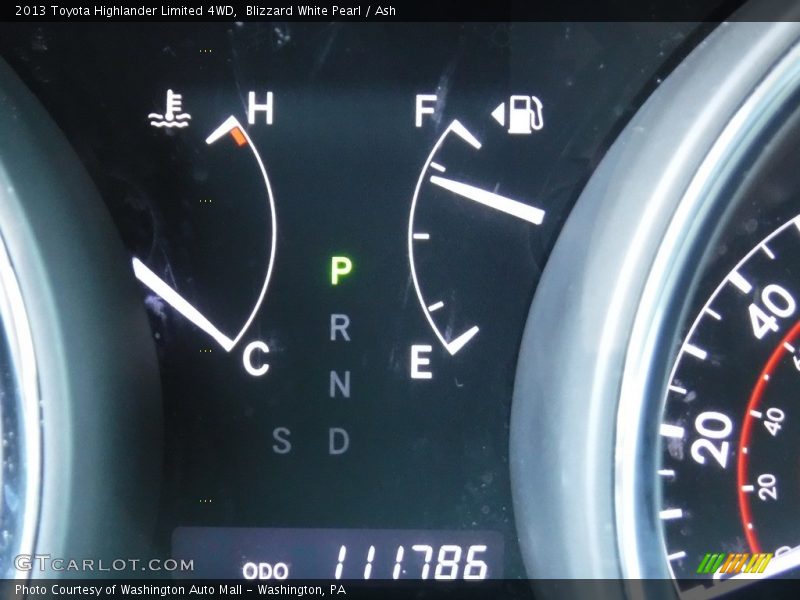 Blizzard White Pearl / Ash 2013 Toyota Highlander Limited 4WD