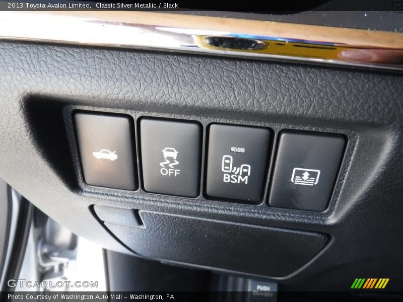 Classic Silver Metallic / Black 2013 Toyota Avalon Limited