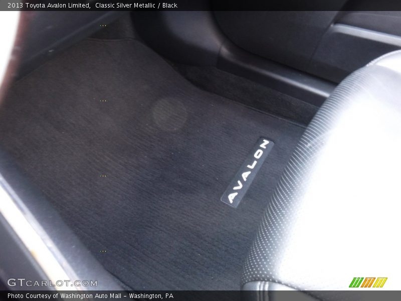 Classic Silver Metallic / Black 2013 Toyota Avalon Limited