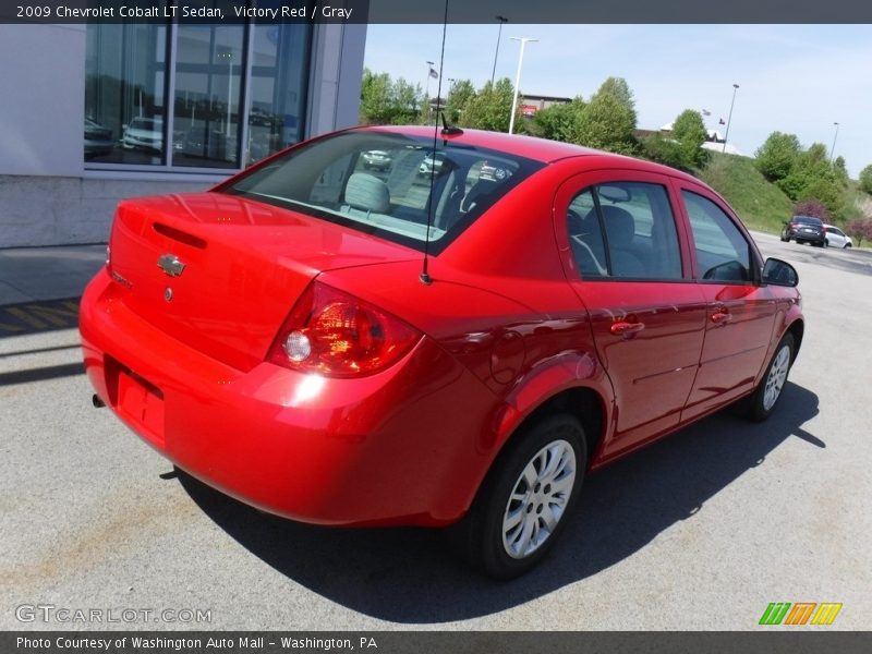 Victory Red / Gray 2009 Chevrolet Cobalt LT Sedan