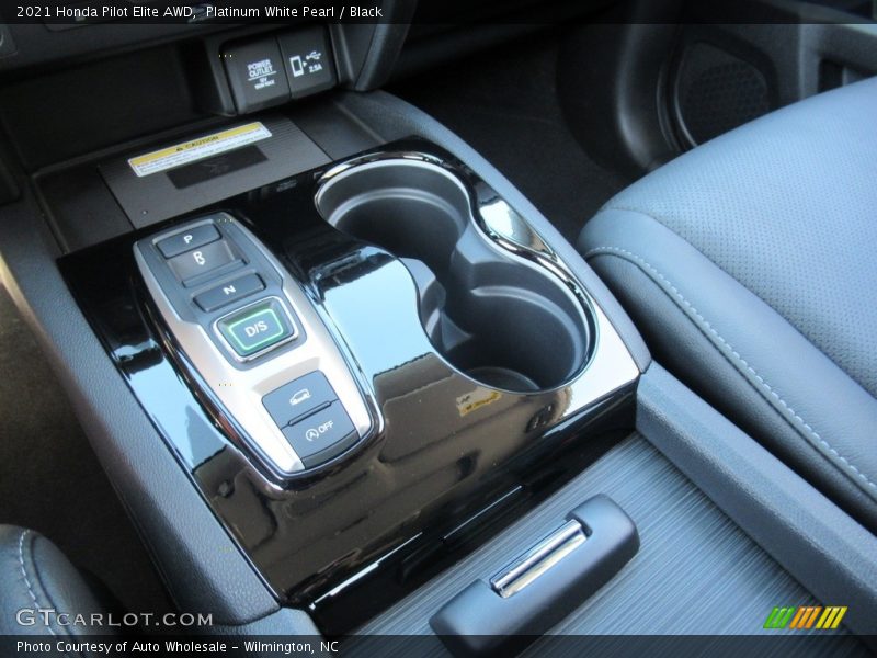 Platinum White Pearl / Black 2021 Honda Pilot Elite AWD