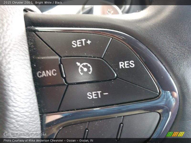 Bright White / Black 2015 Chrysler 200 S